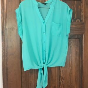 Forever 21 Medium shirt